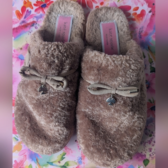 Kate Spade Tan Fuzzy Slippers with Bow - Picture 1 of 4